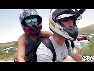 Miniatura de hot couple ride motorcycle to fuck and suck