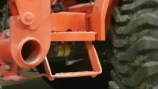 Miniatura de Amateur farm girl masturbating and orgasm on tractor